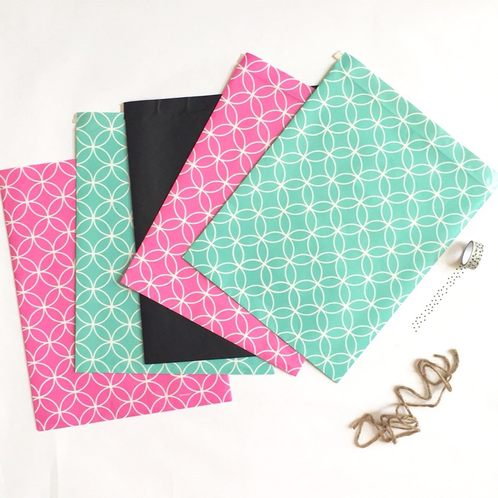 Geometric Apparel Envelopes | 25 pcs